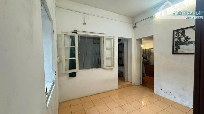 Tập thể 8.3 ngay Kim Ngưu 46m nguyên bản - 1