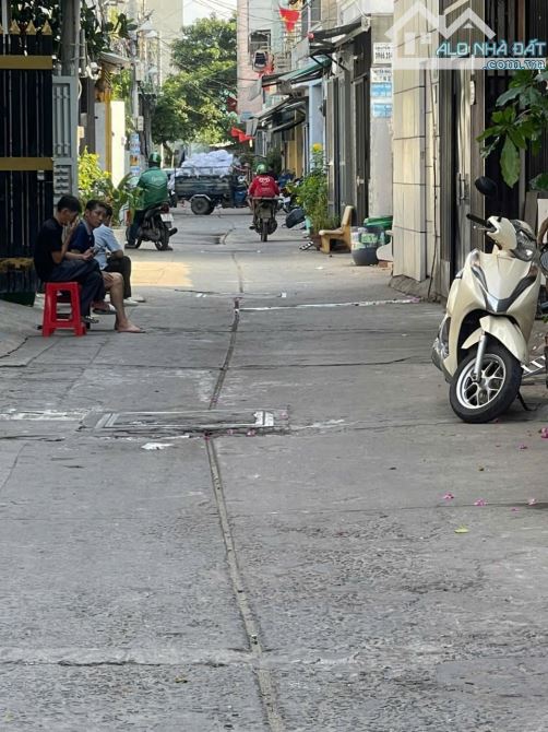 Siêu Phẩm Liên Khu 4-5 gần chợ Bình Thành hẻm 7m thông 100m2,4Tầng Nhỉnh 5 tỷ - 1