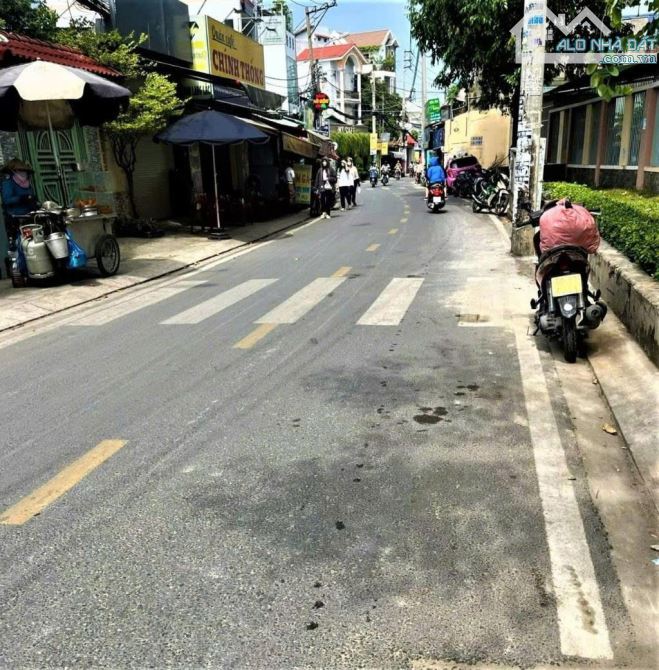 Bán nhà mặt tiền Nguyễn Ảnh Thủ, Xã Trung Chánh, H.Hóc Môn. DT: 192m2. Giá nhỉnh hơn 15 tỷ - 1