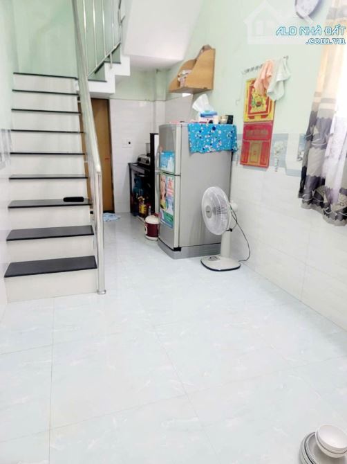 ♪1.63 tỷ, 2 tầng đúc, Nguễn Trãi, Hải Châu gần Cầu Rồng, Kiệt Thẳng, sổ hoàn công - 1