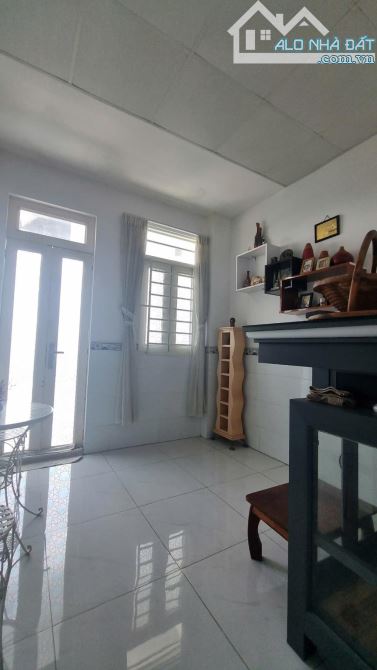 💒 Mặt tiền Lưu Hữu Phước ,P15 Q8, DT 4 x 21, 4 tầng. Giá 6,7 tỷ TL.   ✅ Diện tích: 83.2m2 - 12