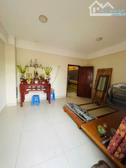 Bán nhà mặt tiền đường số Phạm Hữu Lầu, Quận 7, DT 5x18,5m. Giá 13,8 tỷ - 12