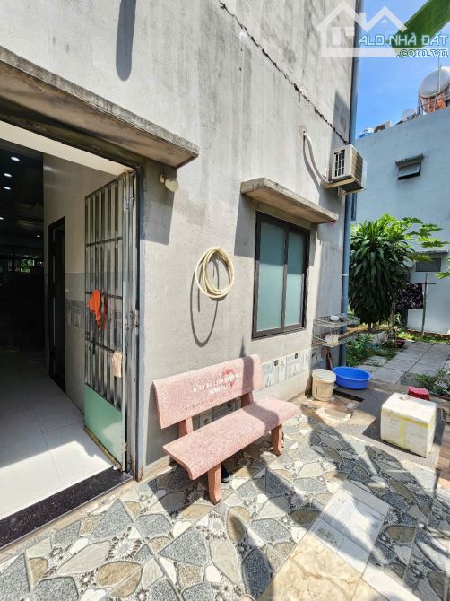 Bán nhà 1T1L 5x20m, đường D4 KDC Bình An p.Bình Thắng gần Ngã 3 Tân Vạn - 12