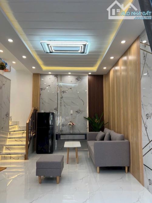 NHÀ MỚI GÒ VẤP 3 TỶ 350 BÙI QUANG LÀ P12 CÓ 2 TẦNG 2 PHÒNG NGỦ KẾ BÊN CHỢ THẠCH ĐÀ - 12