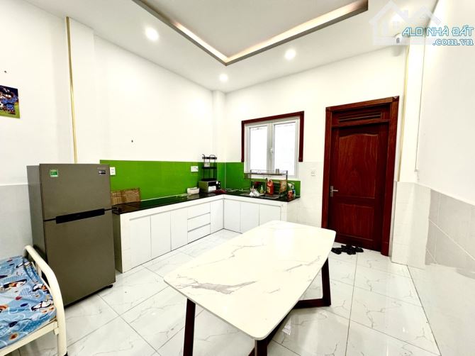 BÁN NHÀ 4 TẦNG - 4 P. NGỦ - HẺM XH - DƯƠNG THỊ GIANG - TTN , Q12 - GIÁ 6,6TỶ - 12