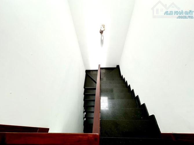 BÁN NHÀ 4 TẦNG - 4 P. NGỦ - HẺM XH - DƯƠNG THỊ GIANG - TTN , Q12 - GIÁ 6,6TỶ - 13
