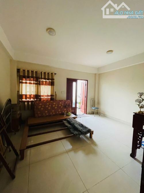 Bán nhà mặt tiền đường số Phạm Hữu Lầu, Quận 7, DT 5x18,5m. Giá 13,8 tỷ - 14