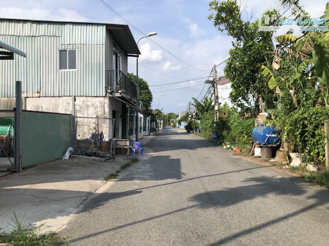 Bán đất mặt tiền Bình Nhâm 04 đã tách 2 sổ sẵn nhà cấp 4 - 2