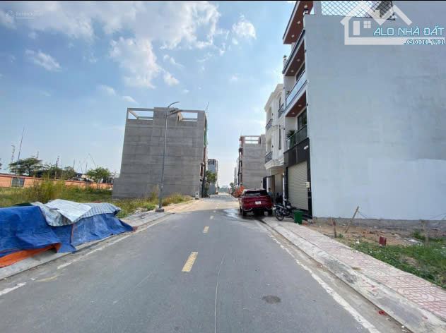 Sang lô đất quận 76m- full thổ - đường nhựa lớn thông Hương Lộ 2 - Mã Lò gần mặt tiền chợ - 2