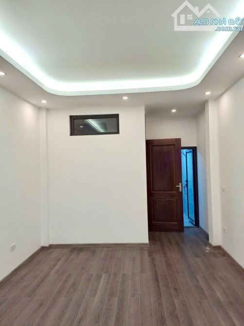BÁN NHÀ - NGUYỄN KHOÁI - HOÀNG MAI – PHÂN LÔ ĐẸP – NỞ HẬU – GIÁ 6.3 TỶ - 2