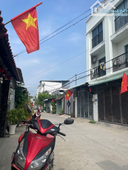 BÁN NHÀ 1 TRỆT 2 LẦU - ĐƯỜNG 8M, THẠNH XUÂN 48, Q.12 – GIÁ CHỈ 4,8 TỶ - 2