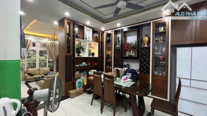 Biệt thự sân vườn Lê Duẩn 95m2 5 tầng, 18.9 tỷ - 2