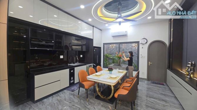 Bán nhà mới thạnh xuất 25 quận 12 thiết kế kiểu hiện đại - 2