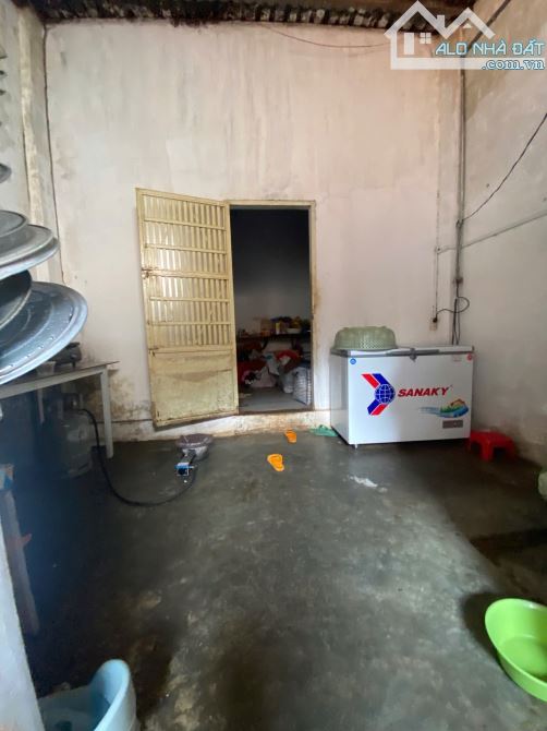 🍀🍀BÁN ĐẤT TẶNG NHÀ MẶT TIỀN ĐỖ NHUẬN   🚩 trên đất có nhà cấp 4 đang cho thuê 4 triệu - 2