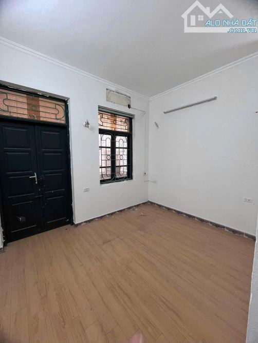 Nhà phố Khương Trung, dân xây diện tích 40m2 giá cực rẻ - 2