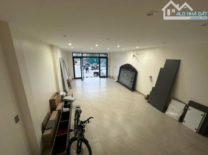 Bán nhà Ngọc Thụy Long Biên – Gara 2 ô tô, thang máy, view hồ – Hàng hiếm - 56M - 14.5 tỷ - 2