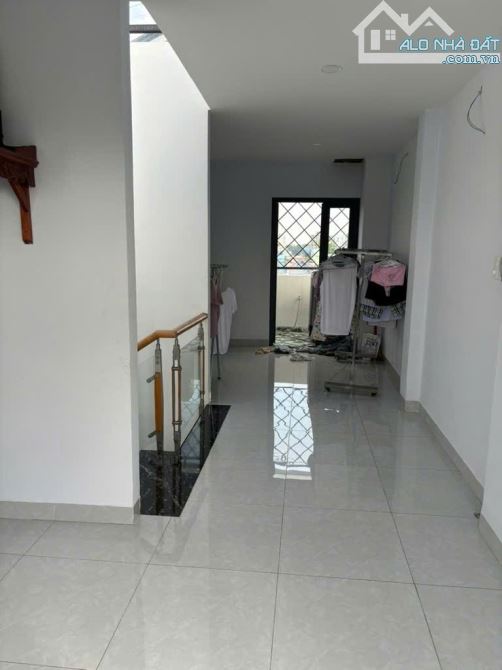 Nhà 4 tầng hai mặt tiền hẻm xe tải đường T15 phường AN PHÚ ĐÔNG Q12, dt 75m²(5mx15m)💰5,25 - 2