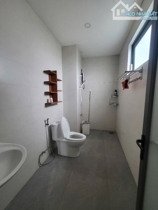 NHÀ ĐẸP KHU THÀNH ĐỒNG YMOAL ĐƯỜNG BÊ TÔNG THÔNG THOÁNG - Loctran - 2