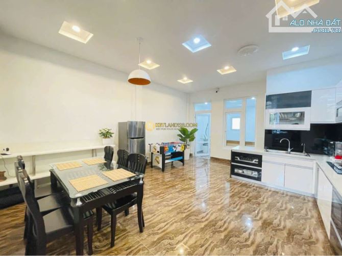 Nhà mới Mặt tiền trung tâm Đà Lạt P2 114m2 ngang 5m 2 tầng hoàn công HĐ thuê 13tr/tháng - 2