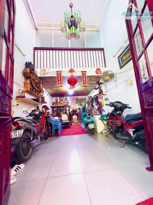 Đường Bông Sao P5Q8 nhà đẹp giá rẻ chỉ 2,55 tỷ - 2