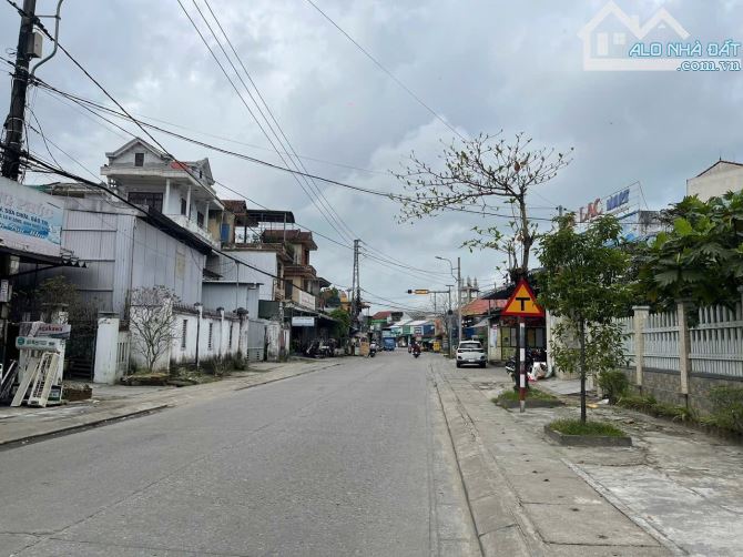 Bán nhà mặt tiền Lại Thế , Phú Thượng , Tp Huế - 2
