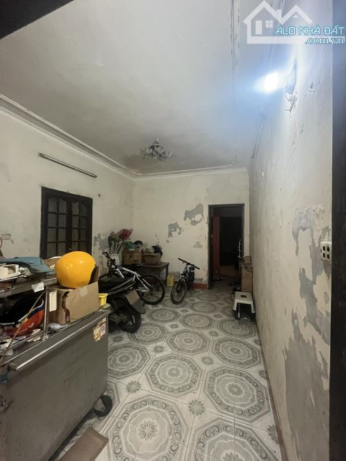 NHÀ NGÕ 89, LẠC LONG QUÂN, CẦU GIẤY-PHÂN LÔ- Ô TÔ:90M X3T, MT 4,2M, GIÁ 17,8 - 2