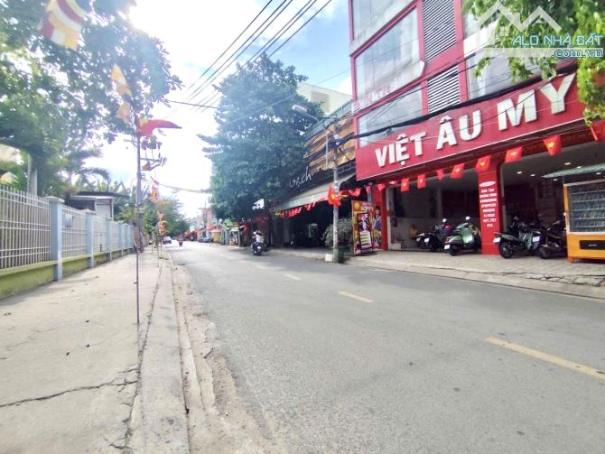 10❌25M, BÁN TOÀ NHÀ 4 TẦNG, MT 20M, LÊ VĂN KHƯƠNG, Q.12, NHỈNH 26 TỶ - 2