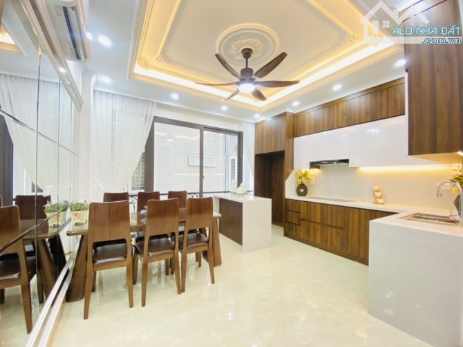 BÁN NHÀ YÊN HÒA – THANG MÁY – TẶNG NỘI THẤT – NHÀ ĐẸP MỚI GIÁ CHỈ 10 TỶ - 2