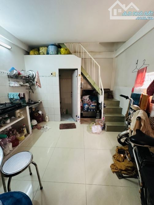Bán nhà quận 6 - Hẻm ba gác - Nhà còn mới ở ngay 3,8 tỷ - 2