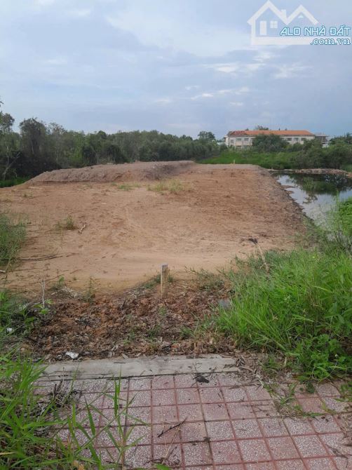 Bán lô đất mặt tiền nhựa thị trấn tân thạnh long an giá 1 tỷ 250 - 2