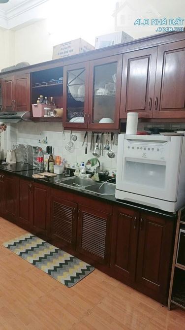 Nhà Dân Xây- Ô Tô Đỗ Cửa - 3 Mặt Thoáng - KĐT Ngoại Giao Đoàn - 2