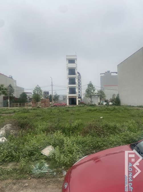 CHÍNH CHỦ GỬI BÁN LÔ GIÃN DÂN ĐỒNG NHỎ QUANG CHÂU ĐẸP KO LỖI PHONG THUỶ - 2