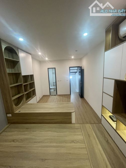 🔥 BÁN NHÀ 5 TẦNG ĐẸP – 26M² – NGÕ RỘNG KHƯƠNG TRUNG – GIÁ 6.5 TỶ – TRUNG TÂM THANH XUÂN - 2