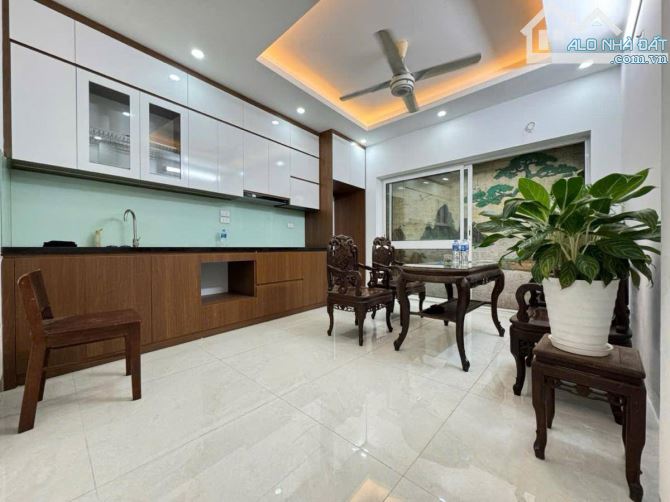 Cực Hiếm! Bán Nhà Lê Trọng Tấn, Ngách Ô Tô, 2 Mặt Thoáng, Mặt Tiền 4.5m, 46m2. - 2