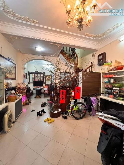 🏡 KHƯƠNG TRUNG – NHÀ ĐẸP 3 TẦNG – NGÕ RỘNG – GIÁ HỢP LÝ – 6,5 TỶ - 2