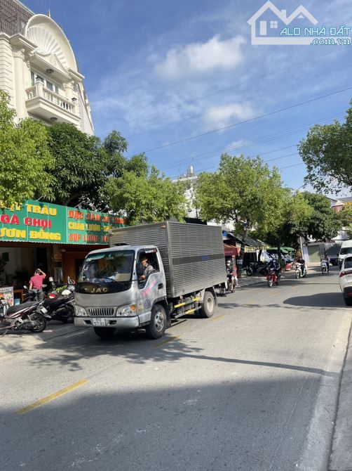 MẶT TIỀN QUÁN TRE GIAO SONG HÀNH dòng tiền tốt 35tr/ tháng chỉ loanh quanh 9 tỷ - 2