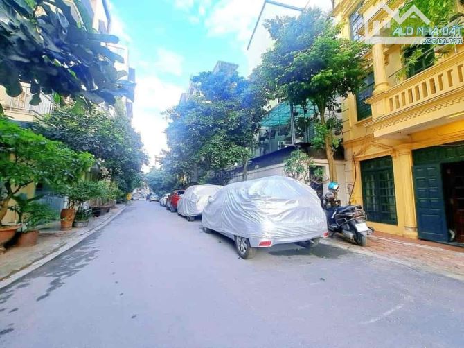 Bán nhà Văn Cao, Ba Đình 90m2, mặt tiền 6m vỉa hè ô tô 2 thoáng 37.5 tỷ gần Hồ Tây - 2