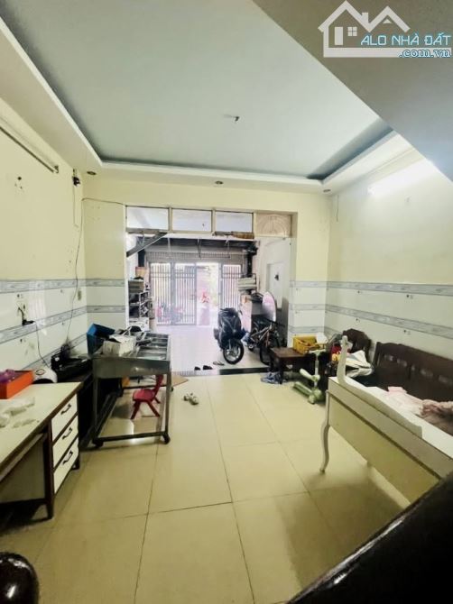 Bán nhà 2 tầng, 4,2m x 20m, hẻm 12m kinh doanh, ngay chợ Hạnh Thông Tây, phường 11, Gò Vấp - 2