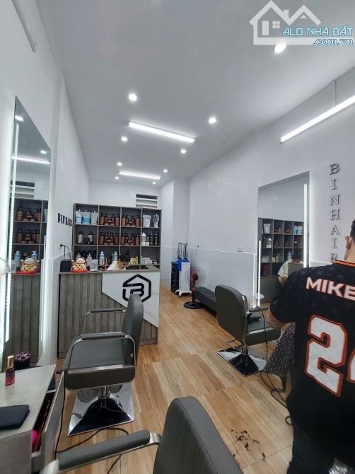 BÁN NHÀ MẶT PHỐ QUẬN THANH XUÂN 69M 4 TẦNG GIÁ 14,5 TỶ - 2