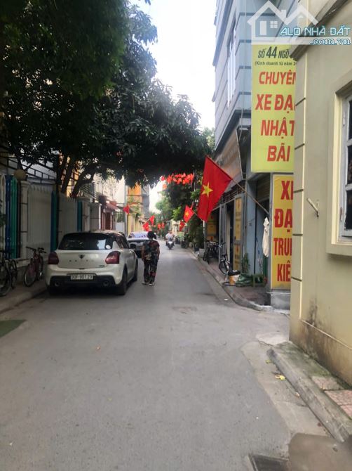 BÁN NHÀ GIA THỤY - 72M² - 3 TẦNG - Ô TÔ TRÁNH - NGÕ THÔNG NÔNG - 13.4 TỶ (TL) - 2