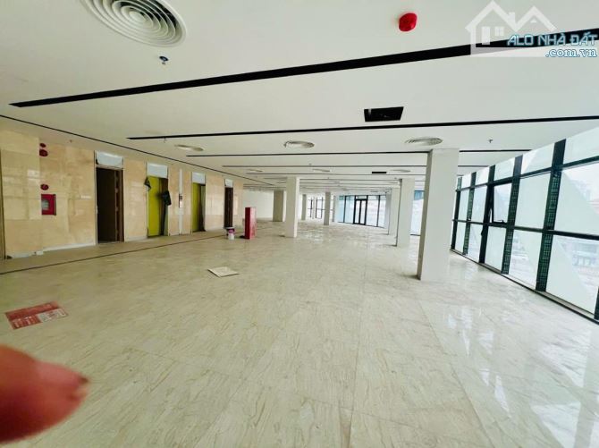Bán toà nhà mặt phố Hồ Đắc Di, quận Đống Đa 255m2, 9 tầng, MT 32m, 140 tỷ - 2