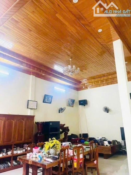 Nhà mặt tiền Huỳnh Đăng Thơ p Quang Trung TP Kon Tum DT 382,5m² MT10m  giá nhỉnh 4 tỷ. - 2