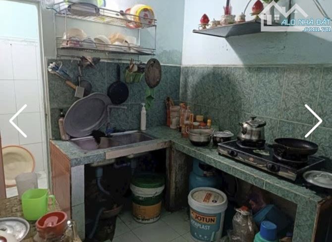 Nhà cấp 4 Đinh Thị Hoà . Diện tích 43m . Giá : 2tỷ9 thương lượng - 2