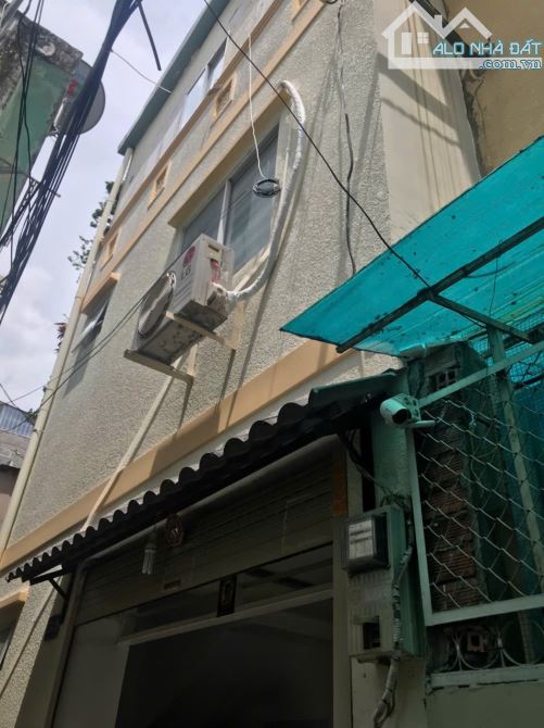 Hoàng Văn Thụ, P9, Phú Nhuận, gần ngã tư Phú Nhuận- 15 m2- 3.2 tỷ - 2