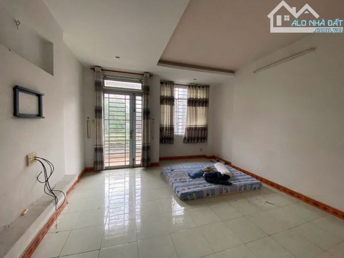 Bán nhà / Nguyễn Oanh P6 HXH 6m  DT 4mx18m  3 Lầu Sân thượng giá 8,2 tỷ TL - 2