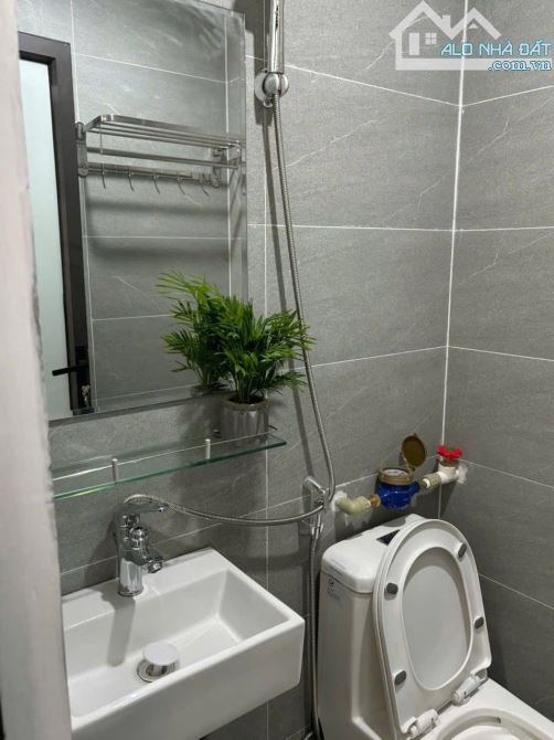Bán nhà- PHÂN LÔ QUÂN ĐỘI, Ô TÔ TRÁNH, DỪNG ĐỖ, NGÕ THÔNG, KINH DOANH ĐỈNH, 5 TẦNG THANG M - 2