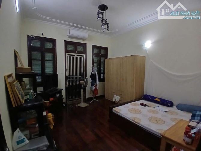 Bán nhà Mặt phố Đốc Ngữ, gần ngã 3 giao Văn Cao - Quần Ngựa 65m2, 5 tầng, nhỉnh 19 tỷ - 2
