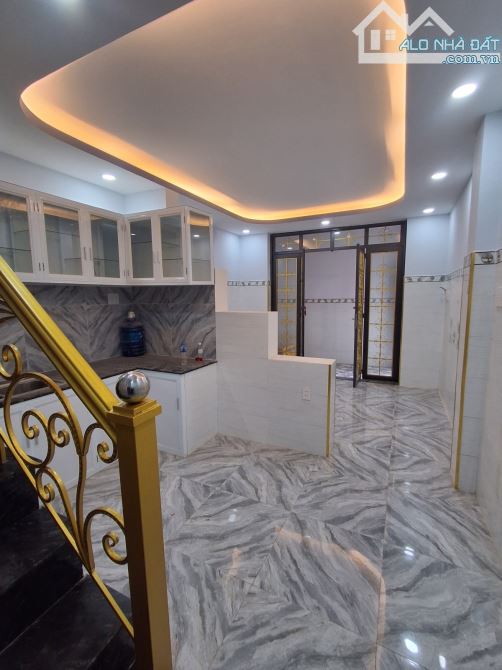 🏠BÁN NHÀ TÂN SƠN NHÌ_TÂN PHÚ - BTCT KIÊN CỐ – 39M² – 2 TẦNG - SÁT HẺM XE TẢI 🚛 - 2
