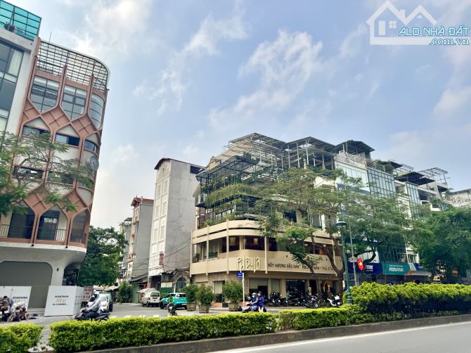 1400m2 Full thổ cư mặt phố Nguyễn Văn Cừ, Có 102, MT 18.5m - 2