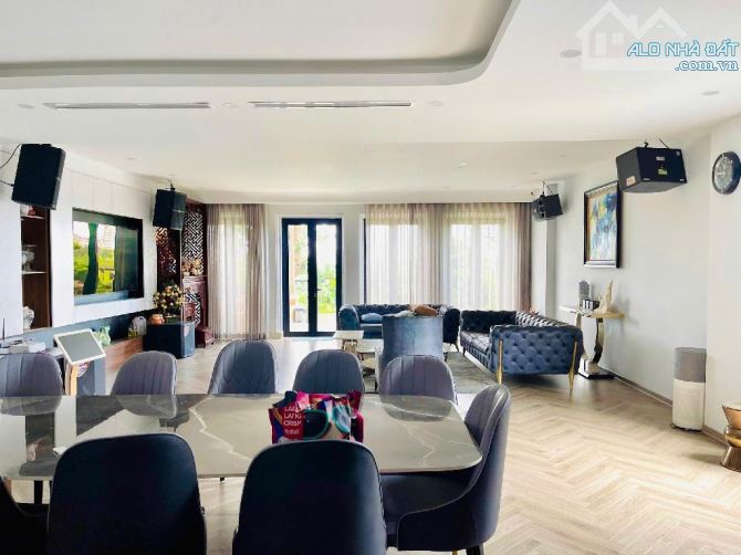 Bán nhà Mặt phố Nguyễn Phong Sắc 💥 Lô Góc 💥 DT 138m2, 8 tầng thang máy, MT rộng, 45.5 tỷ - 2